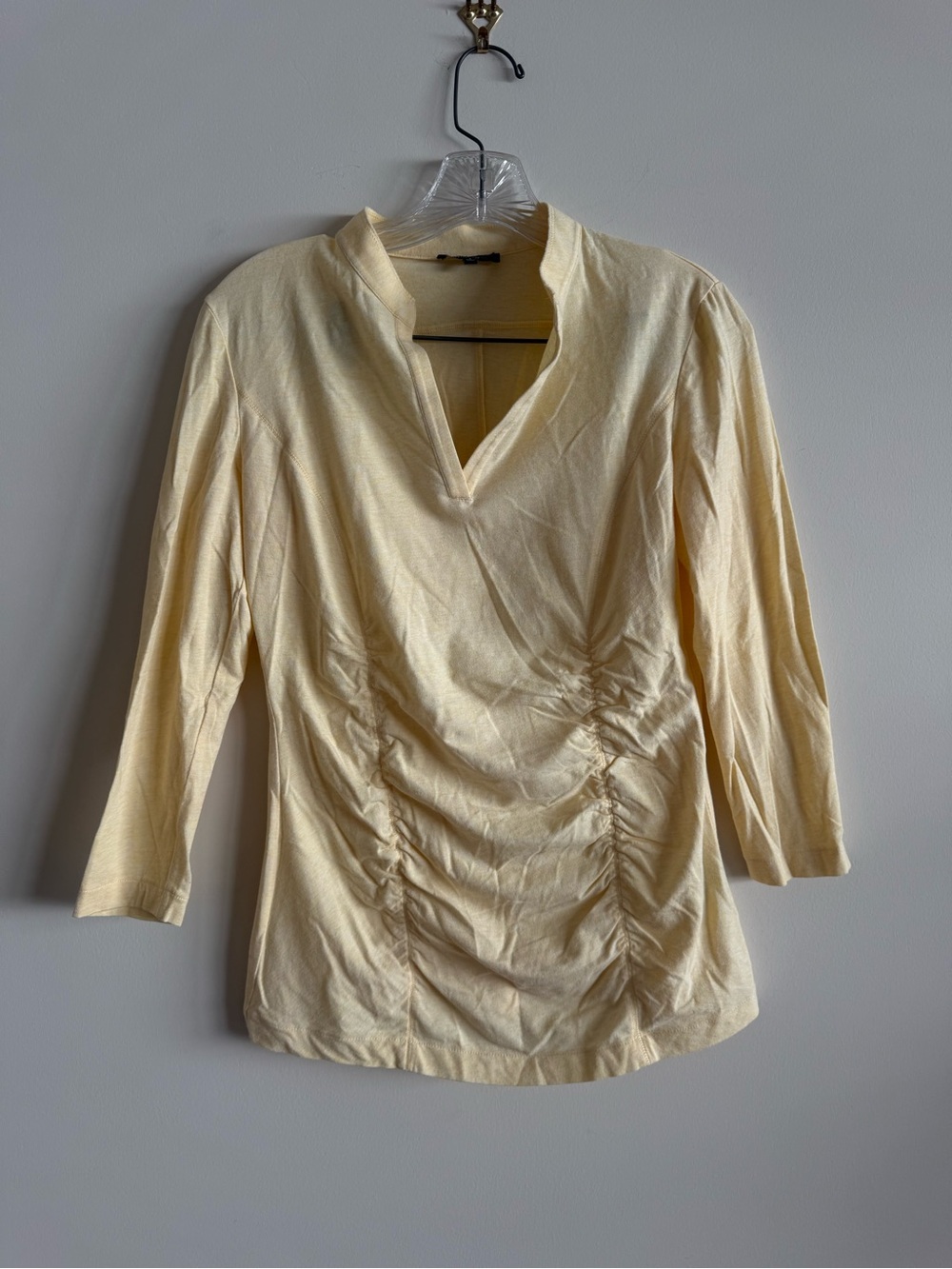 Lafayette 148 New York Ruched V-Neck Top. Size S. Excellent Condition.